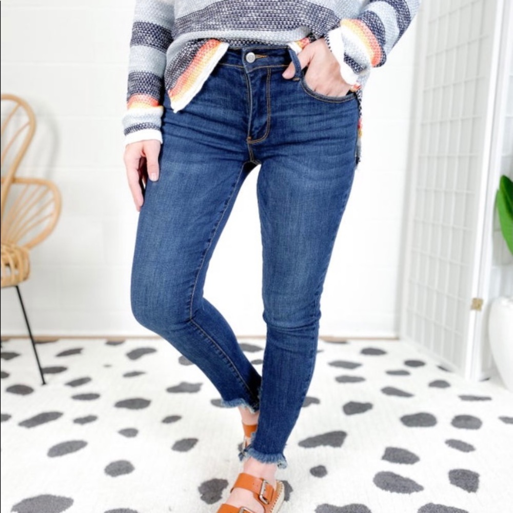 Non distressed skinny jeans